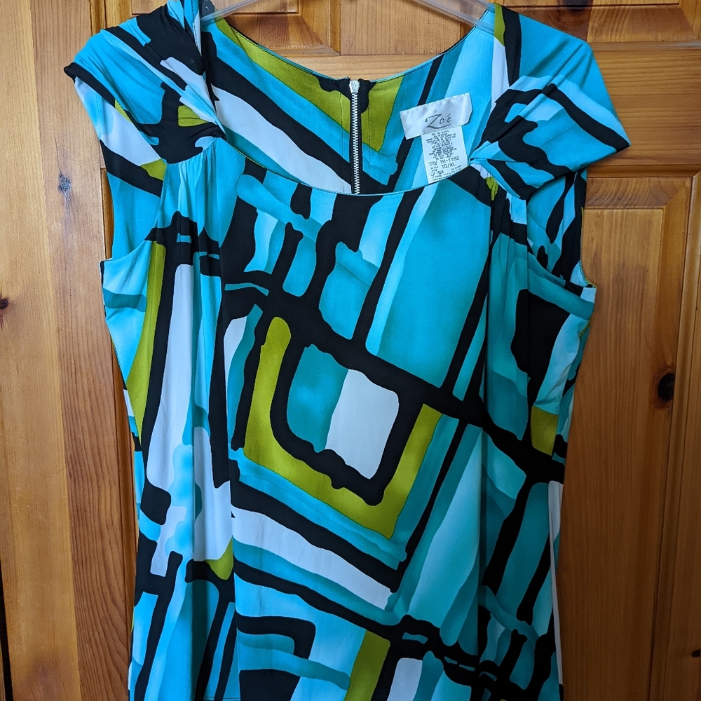 Dress top, never worn, no tags